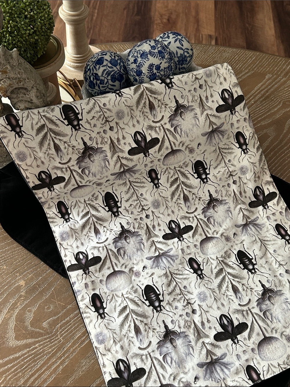 NEW! Shabby Chic Goth Black Velvet & Cream Toile Beetle Insect Table Runner